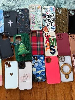 Lot of iPhone 13 Multicolor Phone Cases-